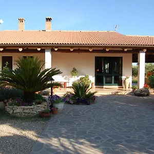 https://villa-agriturismo-degli-ulivi.in-sardinia.net