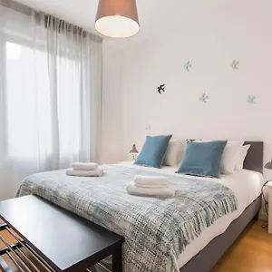  Apartment Lovelystay - Family-friendly Downtown Portugal